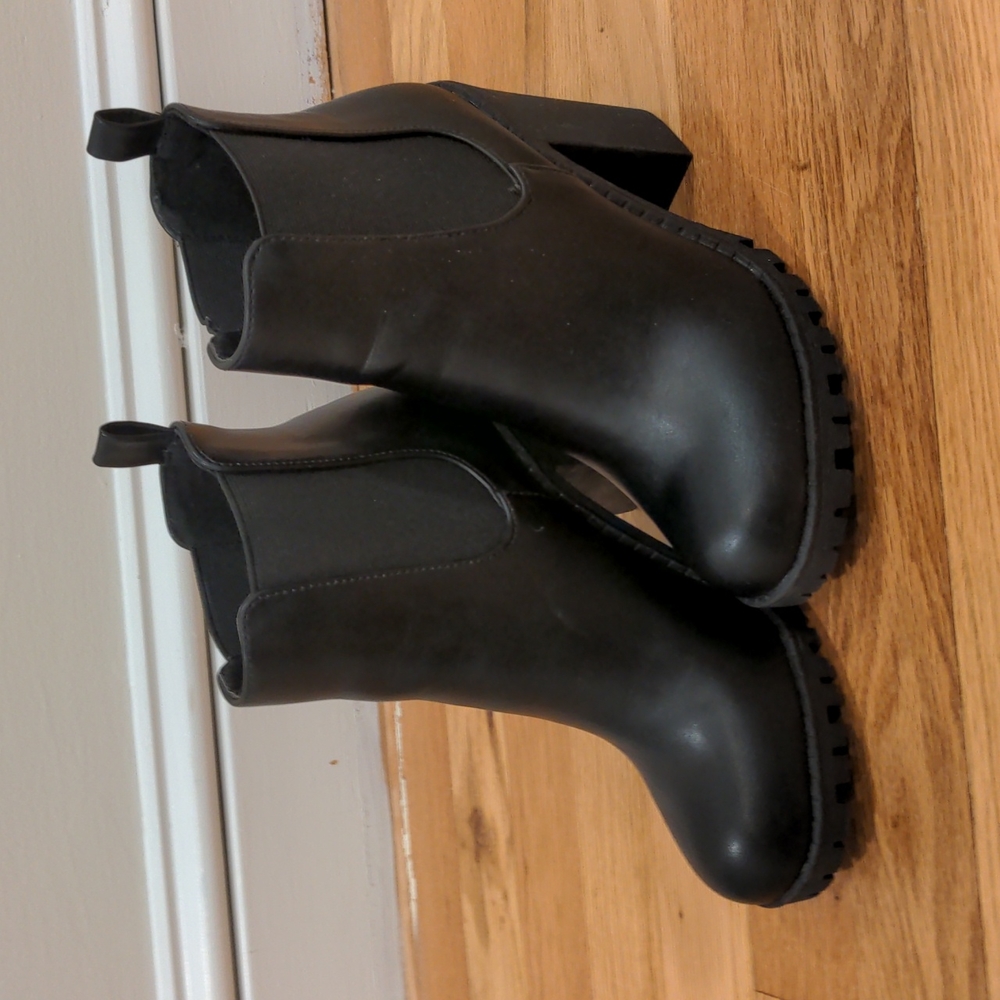 Soda Boots